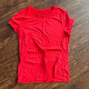 No Boundaries T Shirt, Women’s, Size XL/XG (15-17), color is red